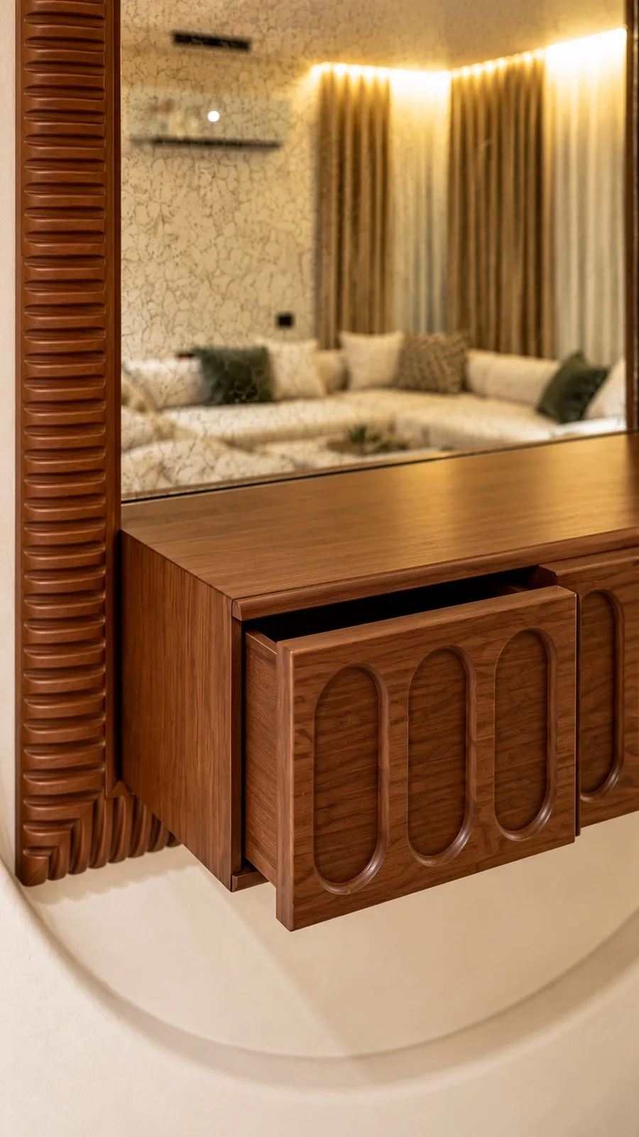 Bloody Mary Console — 8